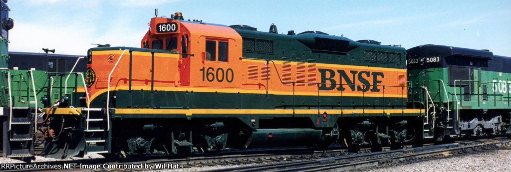 BNSF GP9 1600